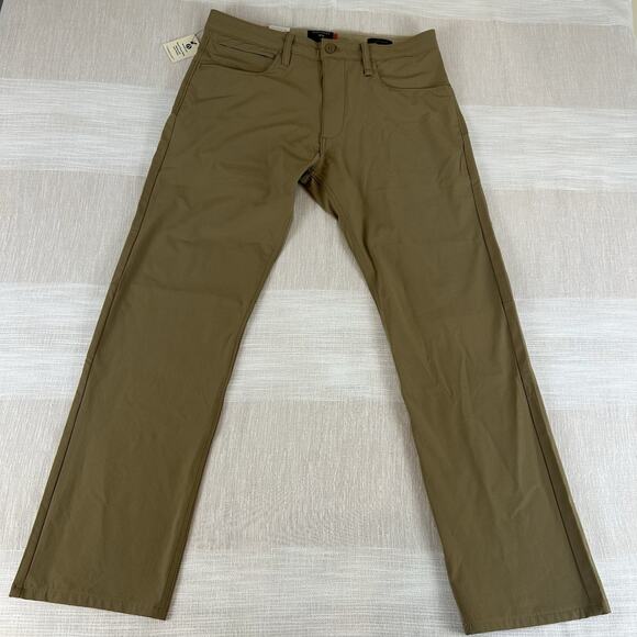 Dockers Mens' Pants Go Jean Cut Straight Fit Sz 33x30 Security Pocket Beige $66 - Picture 1 of 9
